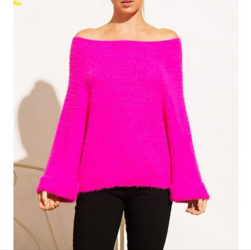 ⭐️Sale!⭐️ SEXY, CHIC & FABULOUS FUCHSIA OFF SHOULDER FURRY WIDE SLEEVES SWEATER - Picture 4 of 7